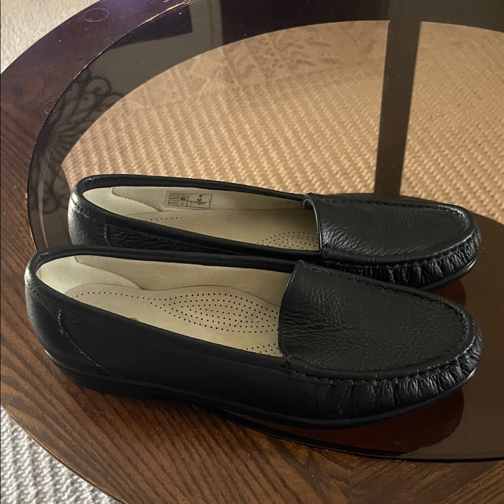 Sas Simplify Every Day Loafer Size 9 Color Black Only Worn A Couple Of Times